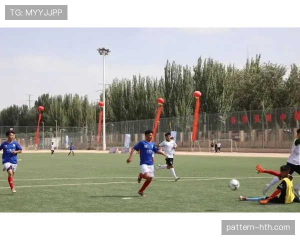 足球劲旅强势复苏，状态火热迎战赛季巅峰对决