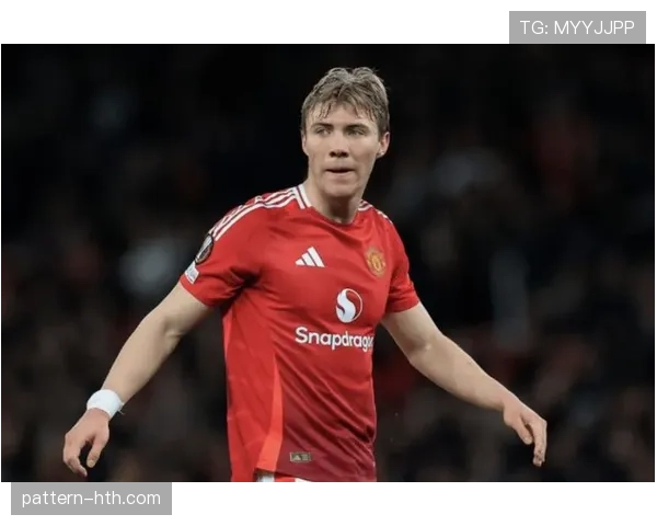 足球球星近期表现稳健，状态持续提升值得关注