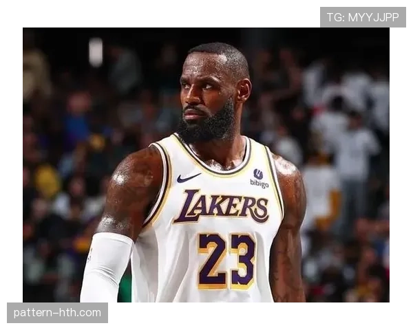 勒布朗·詹姆斯随手一杯咖啡的价钱直接把我打回原形